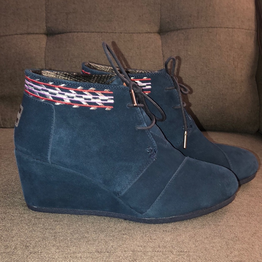 Toms Blue Suede Wedges